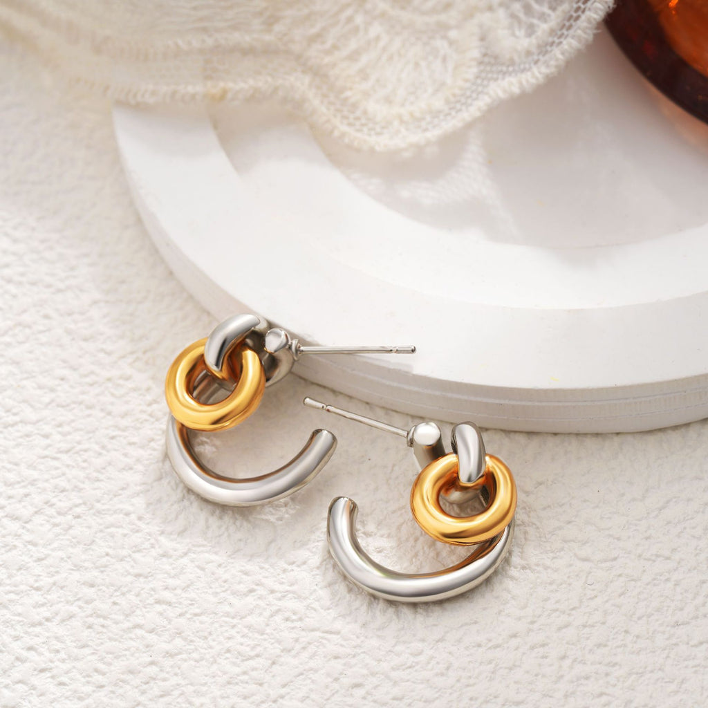 Two-Tone Interlocking Hoop Earrings – Gold & Silver Statement Hoops