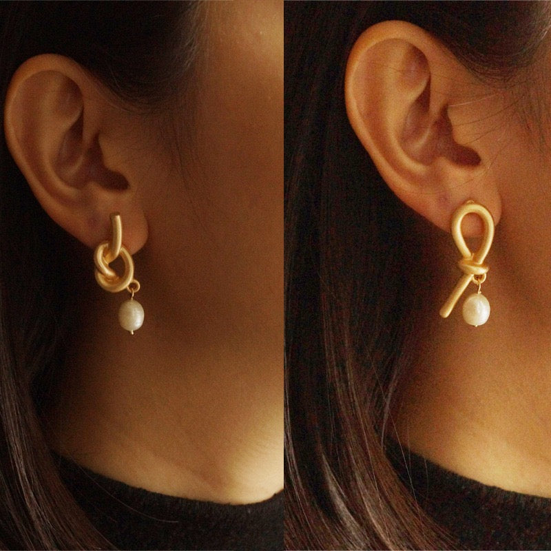 Asymmetrical Knot Pearl Earrings – Gold Minimal Drop Earrings