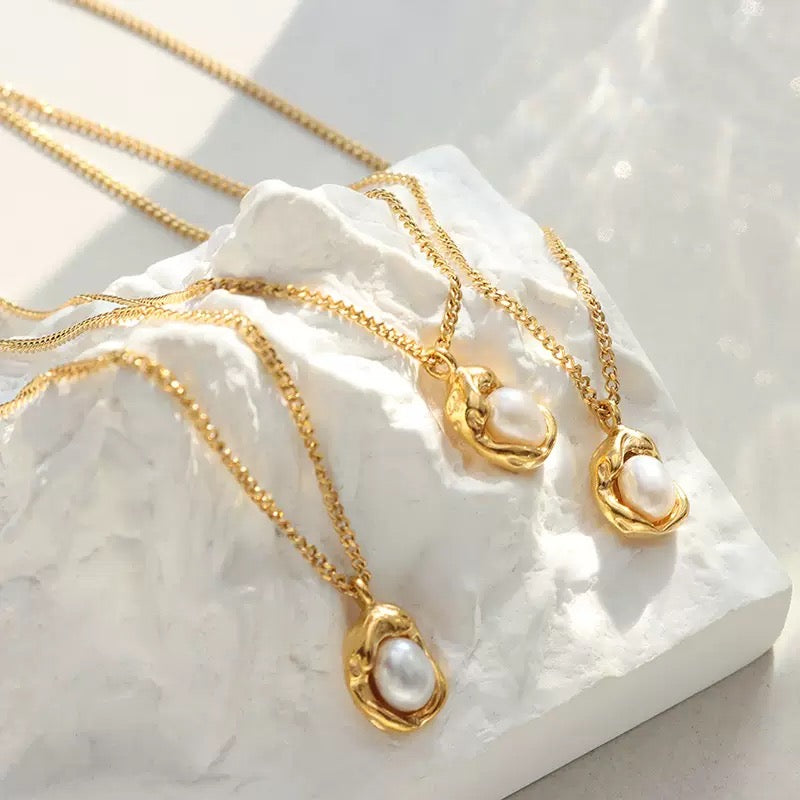 Dainty Gold Pearl Pendant Necklace – Minimal Everyday Necklace