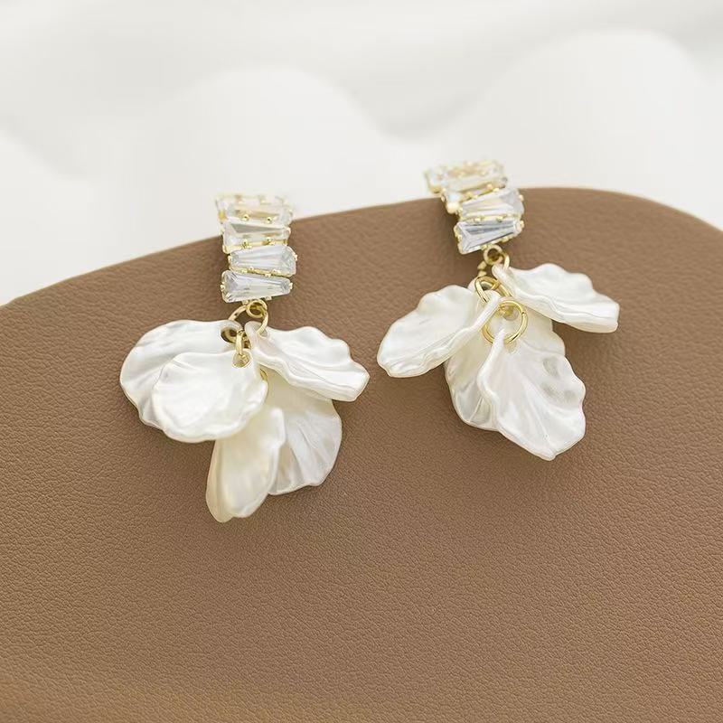Grace Bloom Earrings