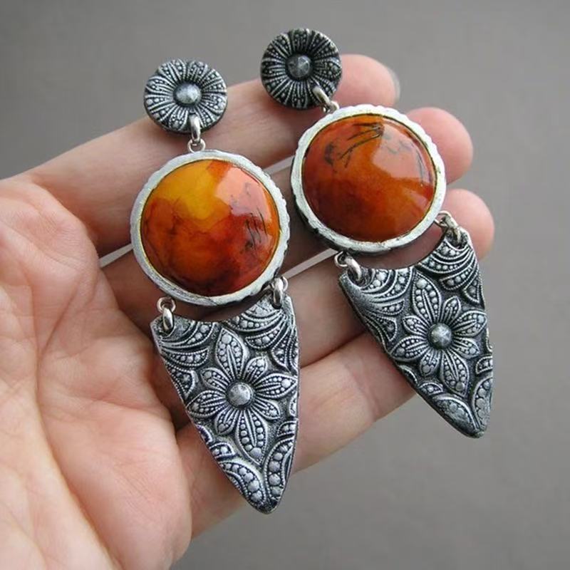 Timeless Amber Statement