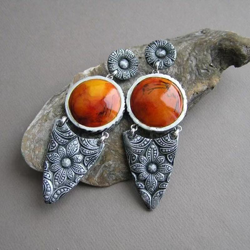 Timeless Amber Statement