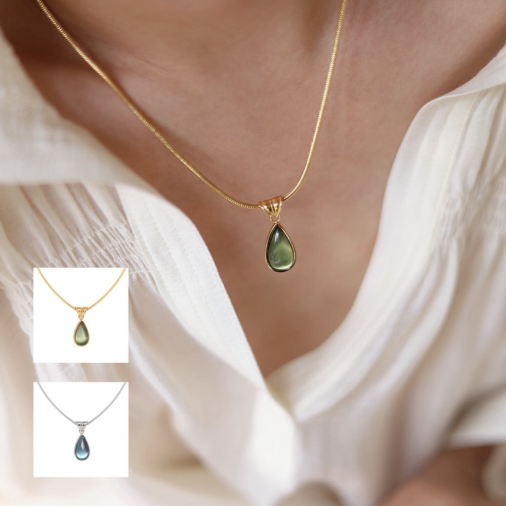 Serene Teardrop Pendant Necklace