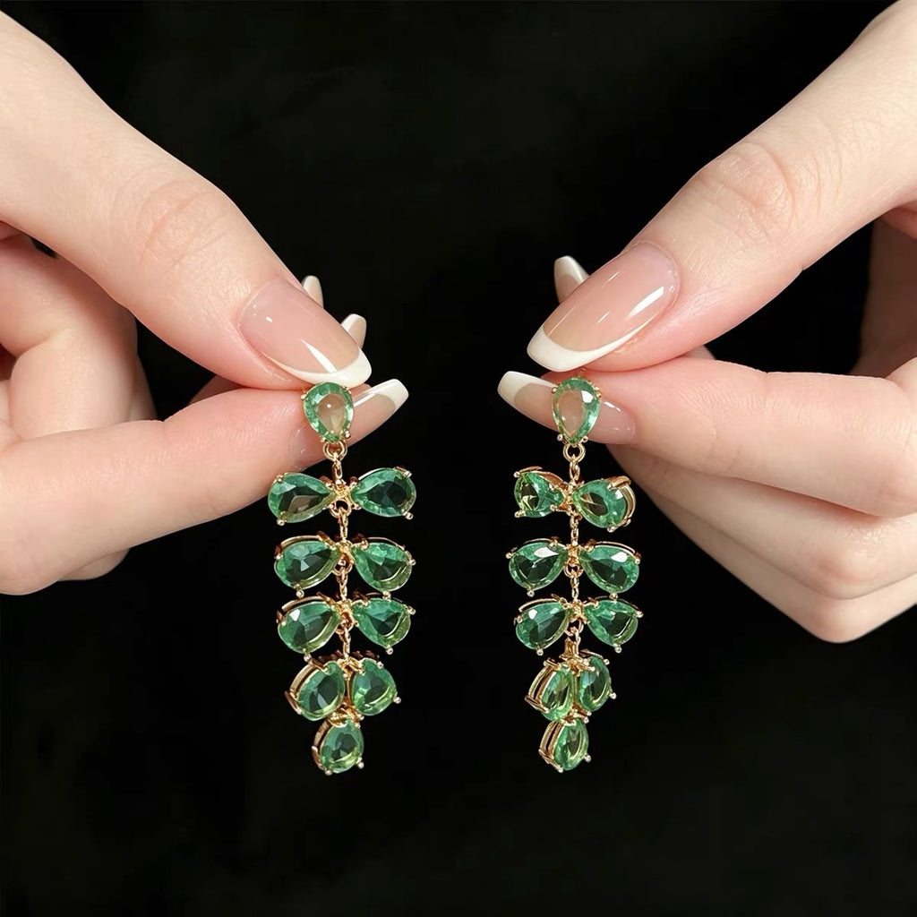 Ivy Cabochon Statement Studs