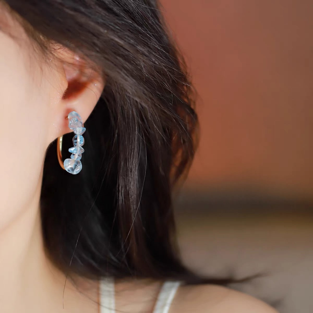 Marina Raw Aquamarine Chip Hoop Earrings
