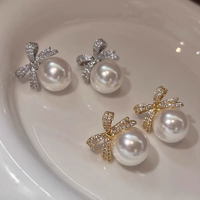 Chérie Pavé Bow & Pearl Drop Studs